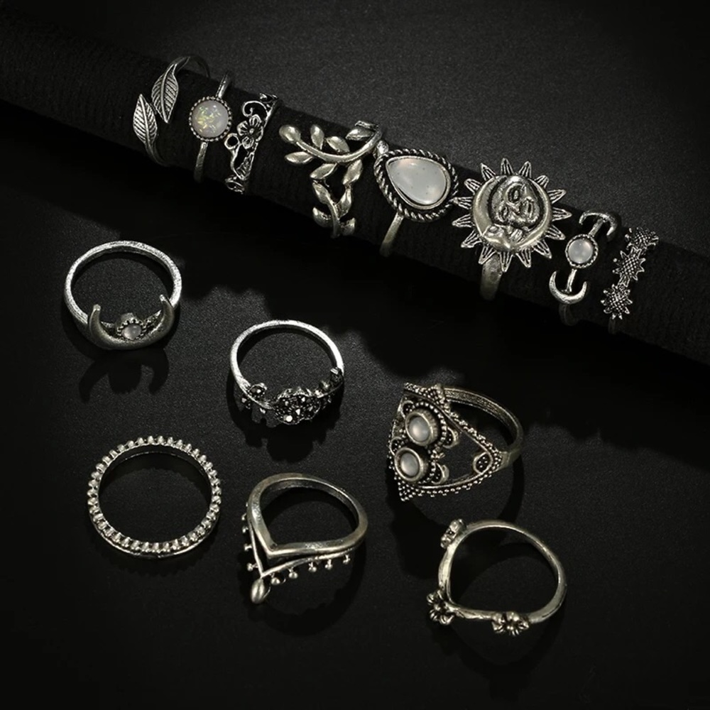 3/$25⚡️sun moon flower boho stackable ring set - Picture 6 of 12